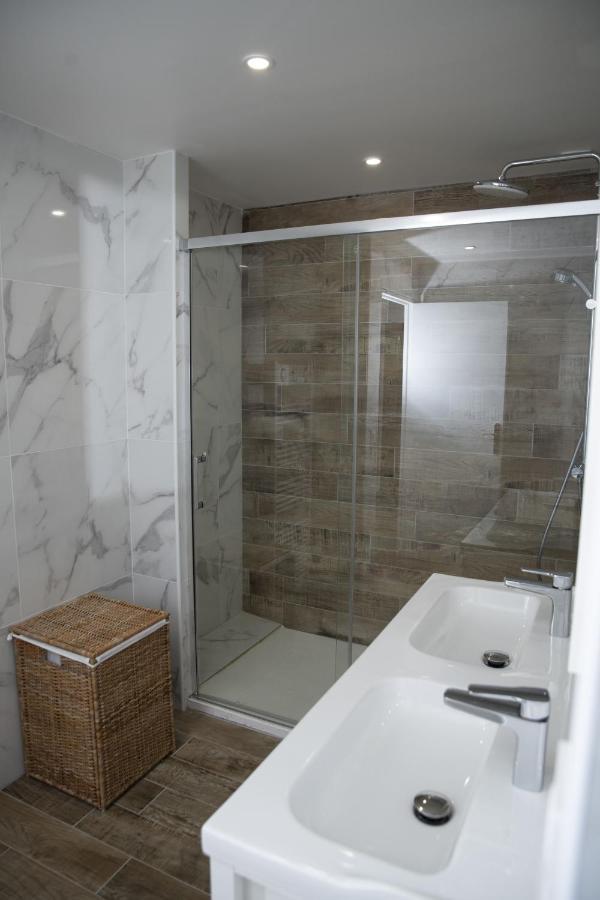 Апартаменты Triplex 110 M2 Centre Historique Avec Jacuzzi Динан Экстерьер фото